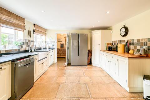 56 Chapel Lane, Old Sodbury, Bristol, BS37 6NG