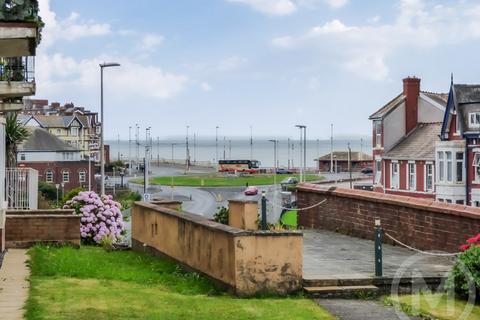 3 bedroom maisonette for sale, Flat 9, Warbreck Court, Warbreck Hill Road, Blackpool, Lancashire