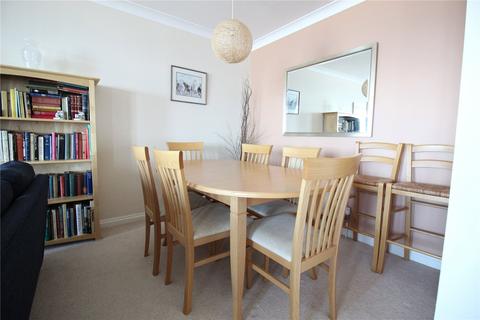 2 bedroom penthouse for sale, Ross House, Lee-On-The-Solent, Hampshire, PO13