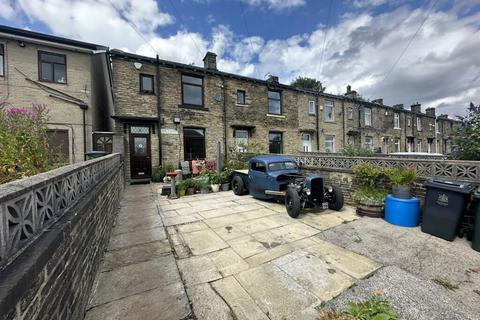 2 bedroom terraced house for sale, Albion Street, Buttershaw, Bradford, West Yorkshire, BD6 2ES