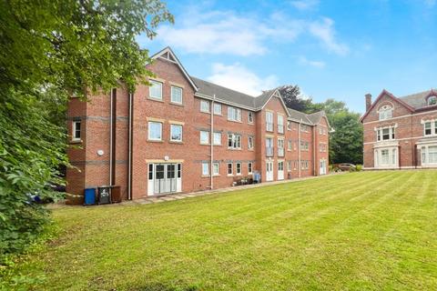 2 bedroom apartment for sale, Orchard Lane, Leigh