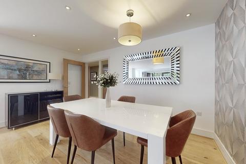 2 bedroom apartment for sale, Octavian House, 15-17 Alexandra Road, St Johns Wood, London, NW8