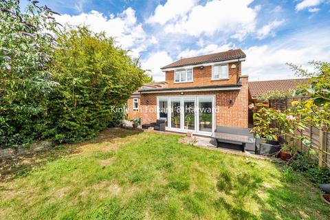 4 bedroom detached house for sale, Buckingham Drive, Chislehurst