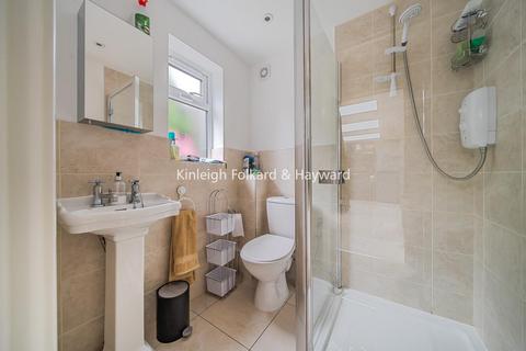15 Buckingham Drive, Chislehurst, BR7 6TB