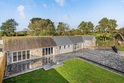 3 bedroom detached bungalow to rent, Nanscow, Wadebridge PL27