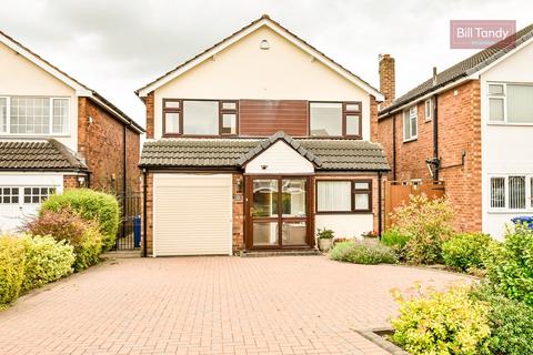 19 Oakhurst, Lichfield, WS14 9AJ