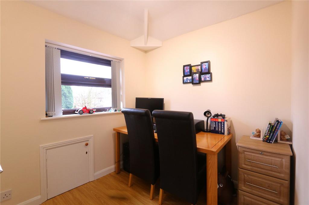 Bedroom 6/Study