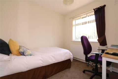 19 Ashbrook Close, Denton, Manchester, M34 2QA