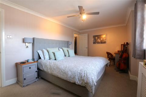 67 Broadhurst, Denton, Manchester, M34 3TN