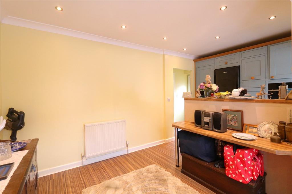 Kitchen/Living Area