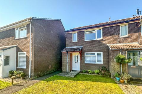 3 bedroom end of terrace house for sale, Comet Way, Christchurch, Dorset, BH23