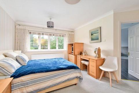 19 Tylers Close, Kings Langley, WD4 9QA