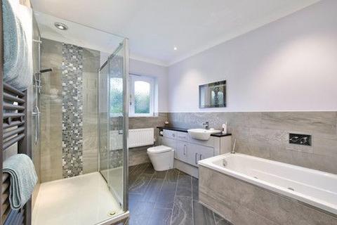 19 Tylers Close, Kings Langley, WD4 9QA