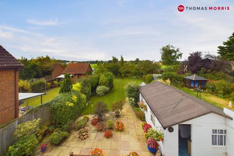 3 bedroom bungalow for sale, London Road, Bedfordshire SG18