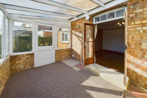 3 bedroom semi-detached house for sale, Drove Road, Bedfordshire SG18