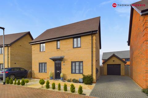 38 Binder Place, Biggleswade, SG18 0RU