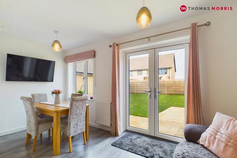 38 Binder Place, Biggleswade, SG18 0RU