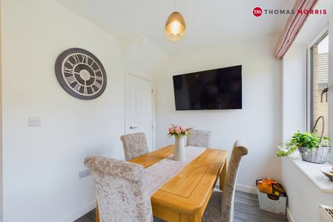 38 Binder Place, Biggleswade, SG18 0RU