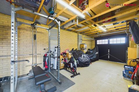 38 Binder Place, Biggleswade, SG18 0RU
