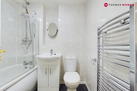 140 Brunel Drive, Biggleswade, SG18 8BJ