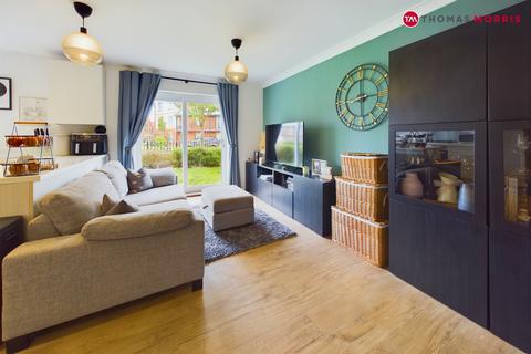 2 bedroom apartment for sale, Planets Way, Bedfordshire SG18