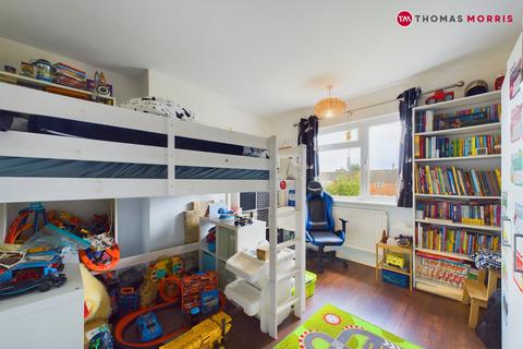 4 Broadmead, Biggleswade, SG18 8LF