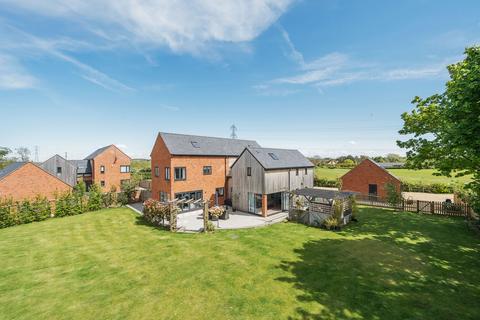 5 bedroom detached house for sale, High View Court, Abingdon OX14