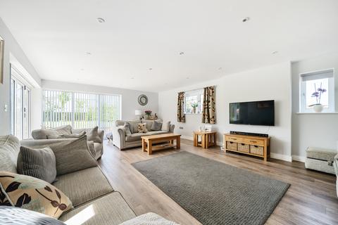 5 bedroom detached house for sale, High View Court, Abingdon OX14