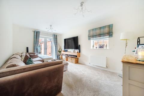 3 Badgers Drive, Wantage, OX12 9WJ