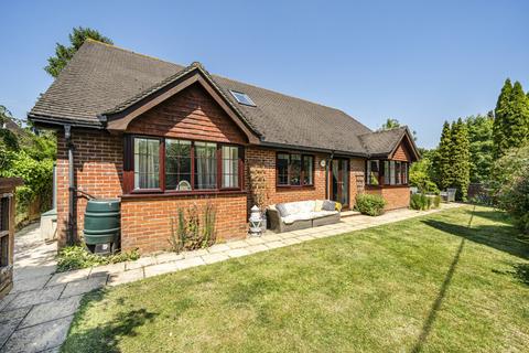 4 bedroom detached house for sale, Ickleton Road, Oxfordshire OX12