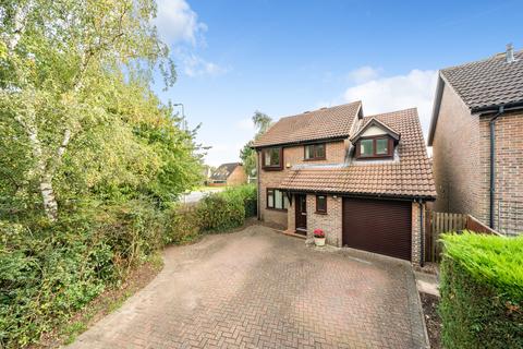 25 Alexander Close, Abingdon, OX14 1XA