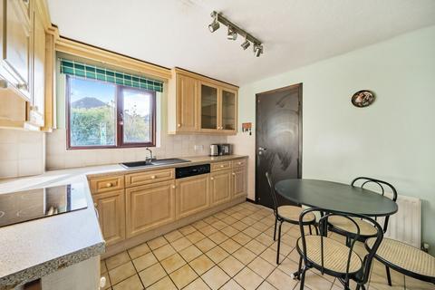 25 Alexander Close, Abingdon, OX14 1XA