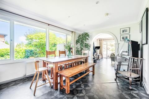 New Dawn The Coombe, Streatley, Reading, RG8 9QL