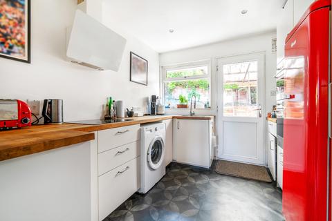 New Dawn The Coombe, Streatley, Reading, RG8 9QL