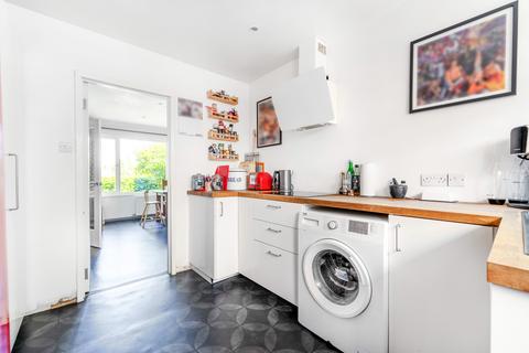 New Dawn The Coombe, Streatley, Reading, RG8 9QL