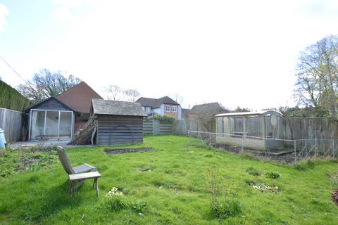 Endeavour Goffs Hill, Crays Pond, Reading, RG8 7QD