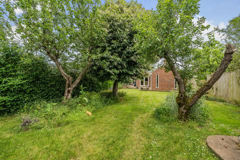 31 Croft Way, Woodcote, Reading, RG8 0RS