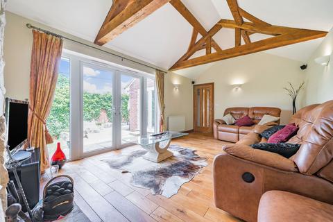31 Croft Way, Woodcote, Reading, RG8 0RS