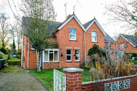 32 Milldown Road, Goring, Reading, RG8 0BA
