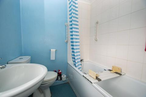 3 Hartslock View, Lower Basildon, Reading, RG8 9NP