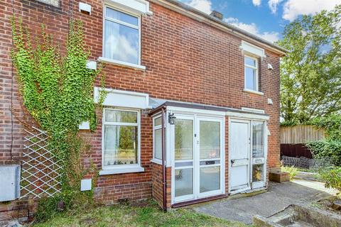 2 bedroom terraced house for sale, New Hythe Lane, Larkfield, Kent