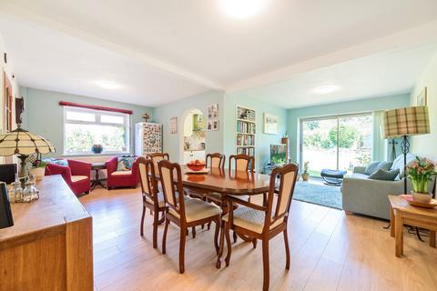 6 Elmcroft, Goring, Reading, RG8 9EU