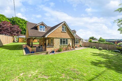 3 bedroom detached house for sale, Streatley Hill, Reading RG8