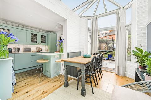 108 Reading Road, Henley-on-thames, RG9 1DN