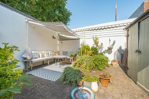 2 Albert Road, Henley-on-thames, RG9 1SD