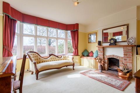 Fairfield Chiltern Road, Peppard Common, Henley-on-thames, RG9 5LP