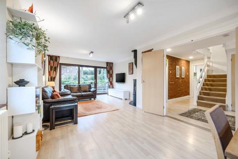 20 Hazel Road, Purley On Thames, Reading, RG8 8BB