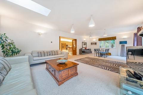 Ashcroft Newtown, Upper Basildon, Reading, RG8 8JG