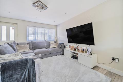 4 bedroom end of terrace house for sale, Ruskin, Caversham RG4