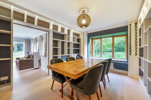 16 Dewe Lane, Burghfield, Reading, RG30 3SU